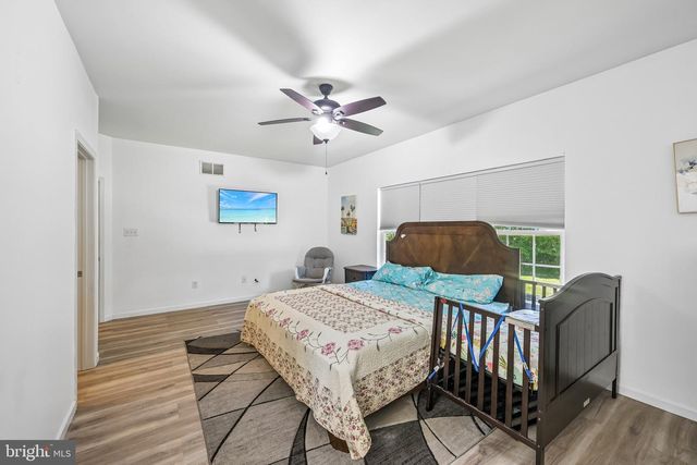 114 SUMMER LEA DR, Sicklerville, NJ 08081