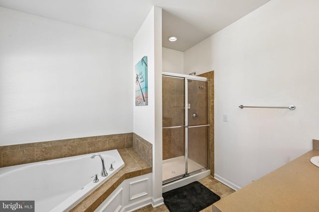114 SUMMER LEA DR, Sicklerville, NJ 08081