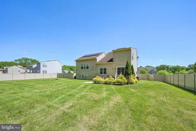 114 SUMMER LEA DR, Sicklerville, NJ 08081