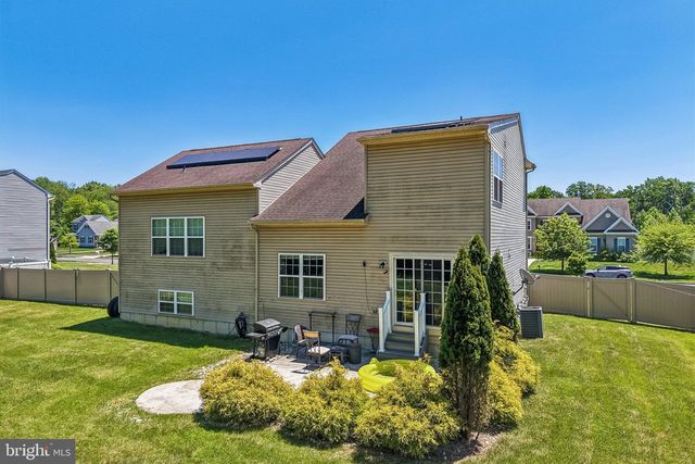 114 SUMMER LEA DR, Sicklerville, NJ 08081