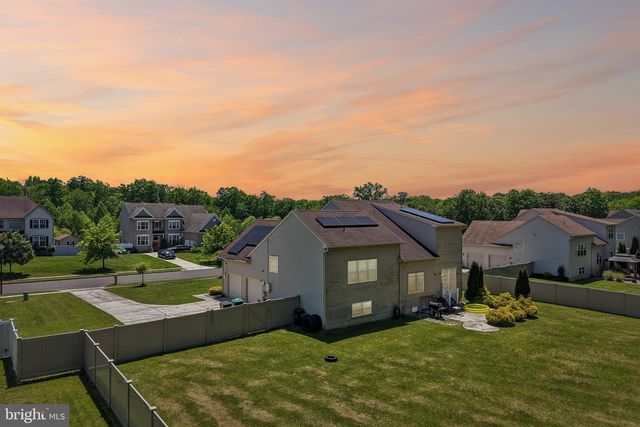 114 SUMMER LEA DR, Sicklerville, NJ 08081