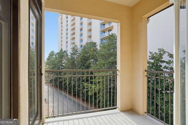 3777 PEACHTREE Road NE 932, Brookhaven, GA 30319