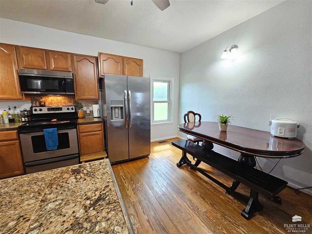 6615 Reynolds Road, Junction City, KS 66441