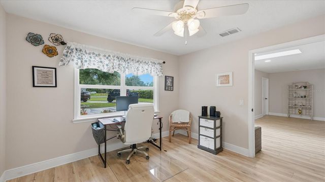 15127 PENNINGTON ROAD, Tampa, FL 33624