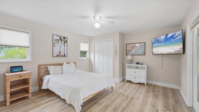 15127 PENNINGTON ROAD, Tampa, FL 33624