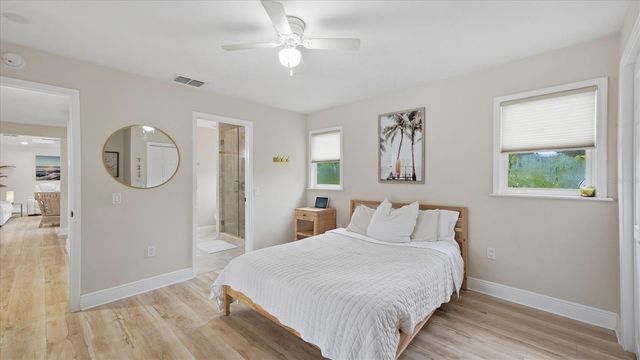 15127 PENNINGTON ROAD, Tampa, FL 33624