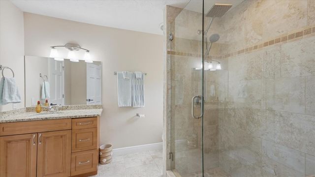 15127 PENNINGTON ROAD, Tampa, FL 33624