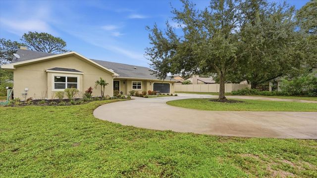15127 PENNINGTON ROAD, Tampa, FL 33624