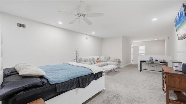 15127 PENNINGTON ROAD, Tampa, FL 33624