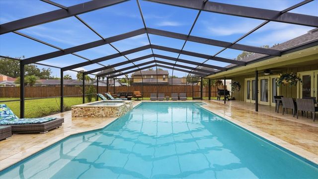 15127 PENNINGTON ROAD, Tampa, FL 33624