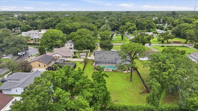 15127 PENNINGTON ROAD, Tampa, FL 33624