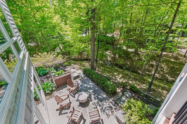 4802 Timber Ridge Circle, Minnetonka, MN 55345