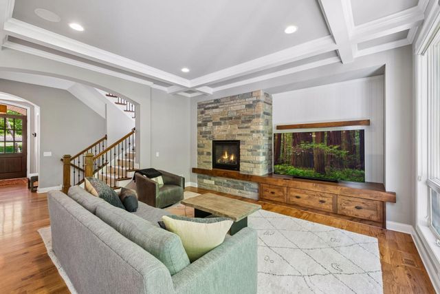 4802 Timber Ridge Circle, Minnetonka, MN 55345