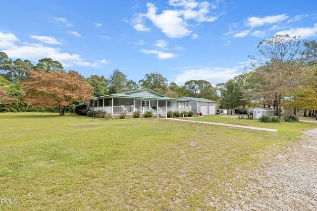 688 John Lee Road, Dunn, NC 28334