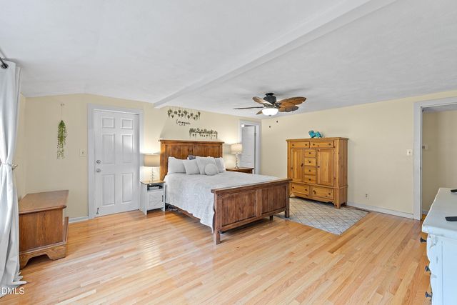 688 John Lee Road, Dunn, NC 28334