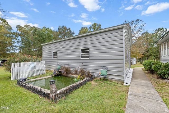 688 John Lee Road, Dunn, NC 28334