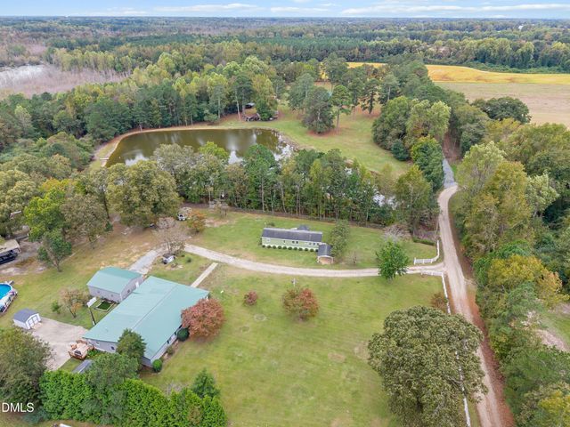 688 John Lee Road, Dunn, NC 28334