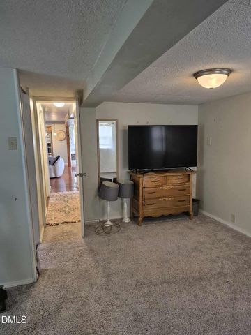 688 John Lee Road, Dunn, NC 28334