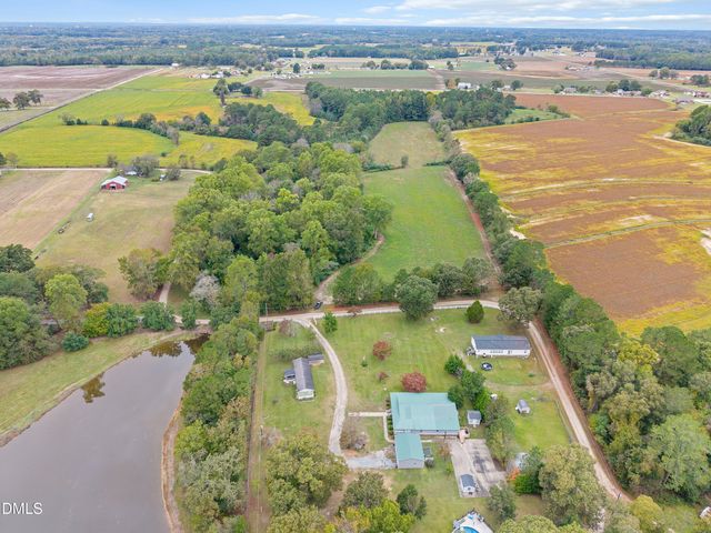 688 John Lee Road, Dunn, NC 28334