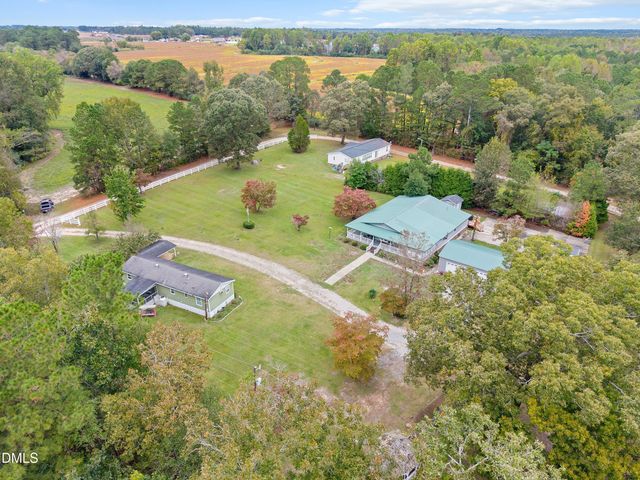 688 John Lee Road, Dunn, NC 28334
