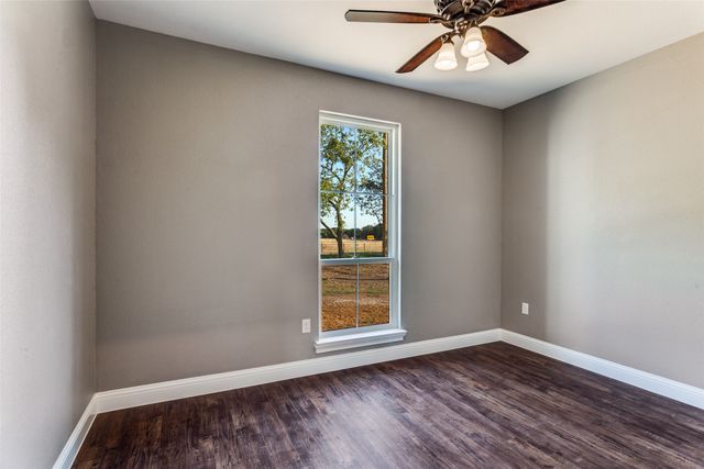 4609 County Road 206, Grandview, TX 76050