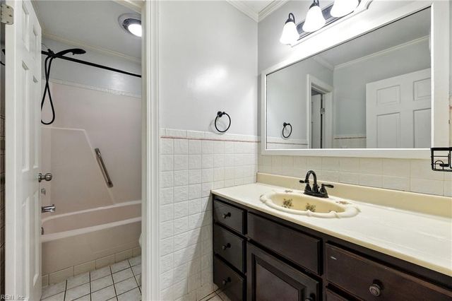 1496 Victory Hill RD, Hayes, VA 23072