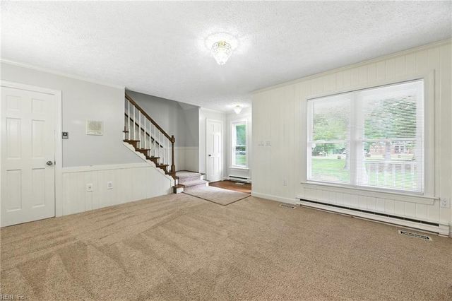 1496 Victory Hill RD, Hayes, VA 23072