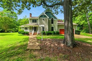 1496 Victory Hill RD, Hayes, VA 23072