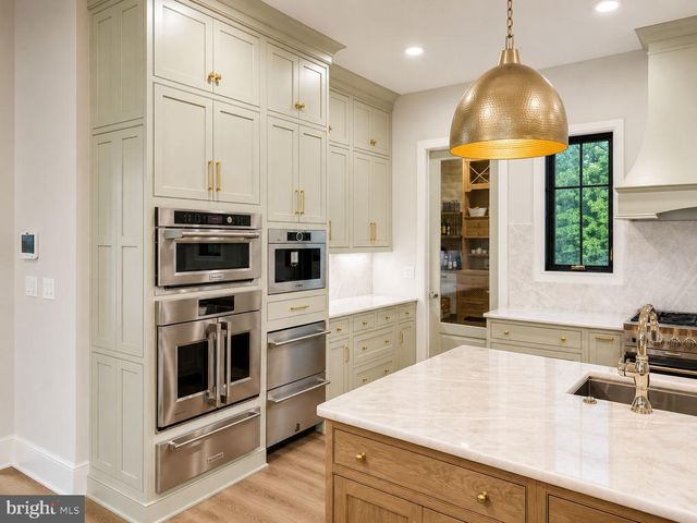 624-A OLD COUNTY RD, Severna Park, MD 21146