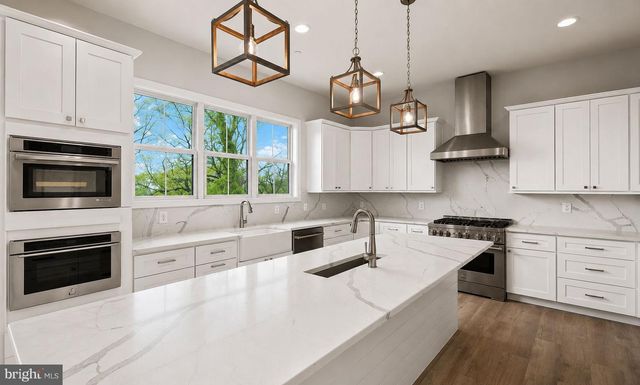624-A OLD COUNTY RD, Severna Park, MD 21146