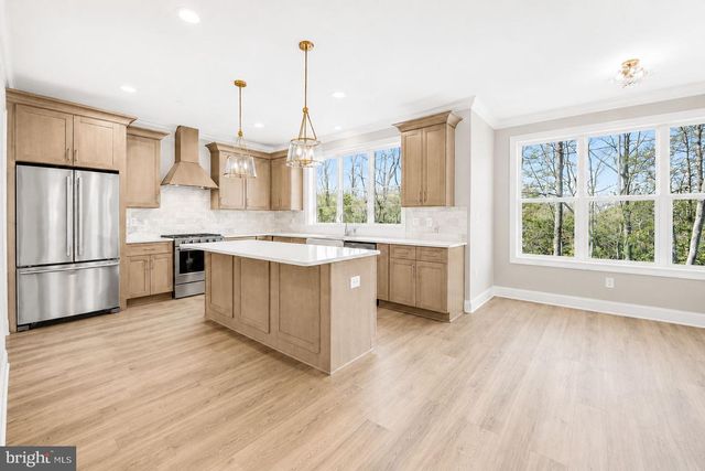 624-A OLD COUNTY RD, Severna Park, MD 21146