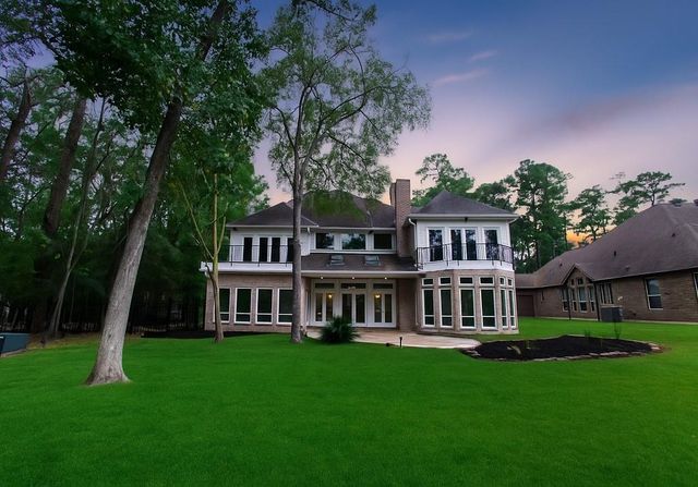 3230 Lake Island Drive, Montgomery, TX 77356