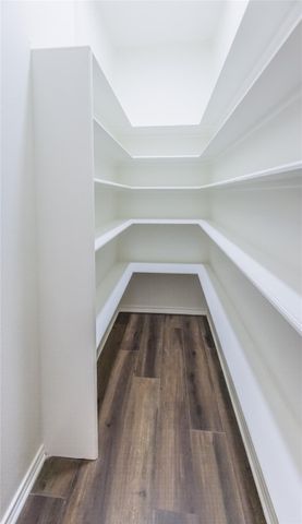 3230 Lake Island Drive, Montgomery, TX 77356