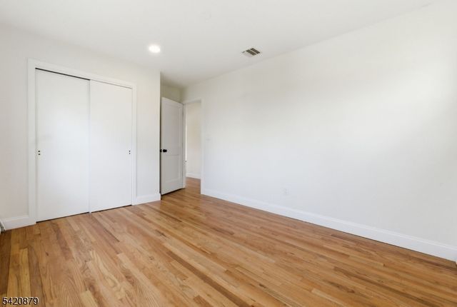 38 Wenonah Ave, Rockaway Twp., NJ 07866