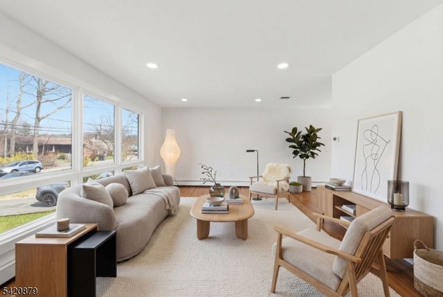 38 Wenonah Ave, Rockaway Twp., NJ 07866