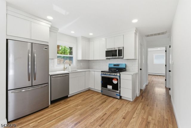 38 Wenonah Ave, Rockaway Twp., NJ 07866