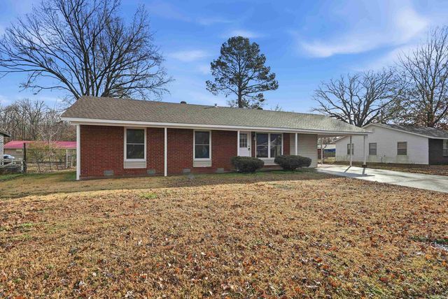 803 S Louisville, Russellville, AR 72801