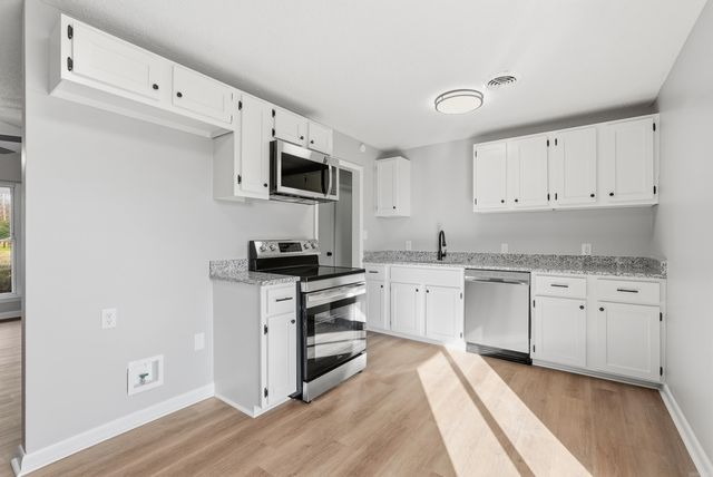 803 S Louisville, Russellville, AR 72801