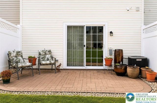 8460 Cromwell Court, Upper Macungie Twp, PA 18031