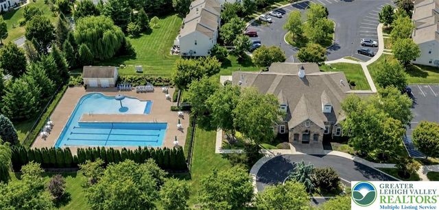 8460 Cromwell Court, Upper Macungie Twp, PA 18031