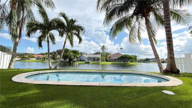 13950 Oak Ridge Drive, Davie, FL 33325