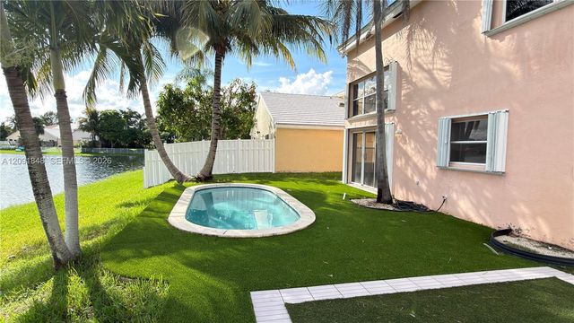 13950 Oak Ridge Drive, Davie, FL 33325