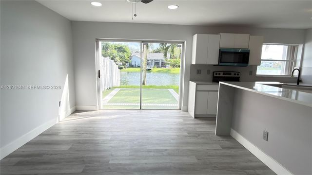 13950 Oak Ridge Drive, Davie, FL 33325