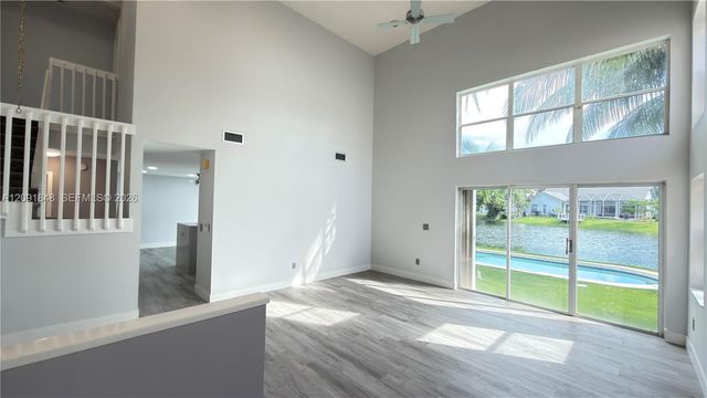 13950 Oak Ridge Drive, Davie, FL 33325