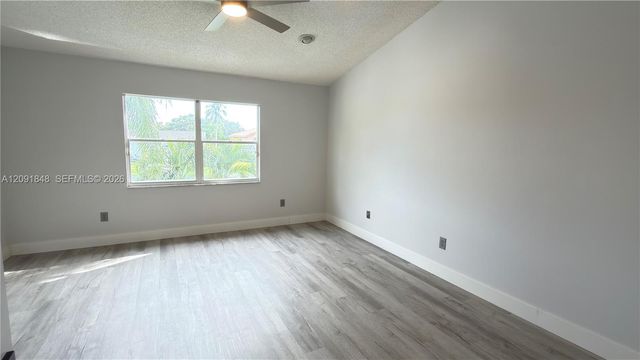 13950 Oak Ridge Drive, Davie, FL 33325