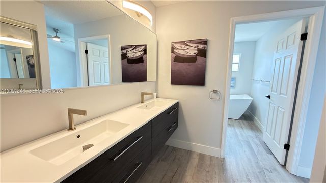 13950 Oak Ridge Drive, Davie, FL 33325
