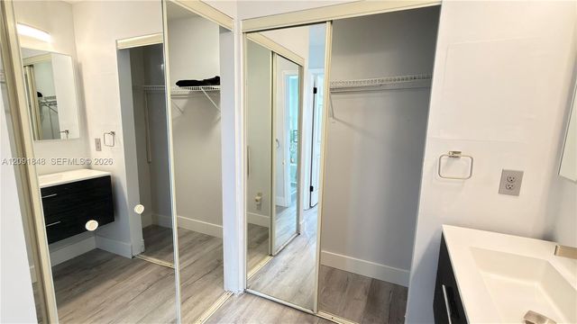 13950 Oak Ridge Drive, Davie, FL 33325