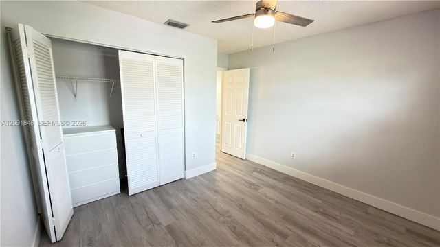 13950 Oak Ridge Drive, Davie, FL 33325