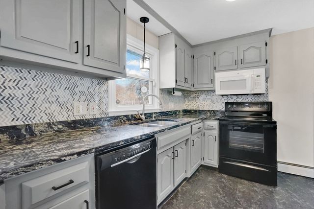 68 Peros Dr, Agawam, MA 01001