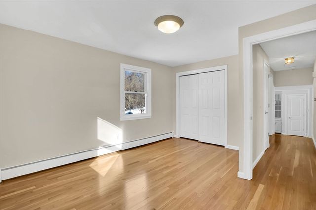 68 Peros Dr, Agawam, MA 01001